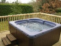 Bevan House with Hot Tub and Wi Fi